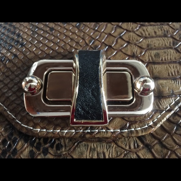 Two Tone Faux Leather Embossed Convertible Bag - Picture 8 of 8